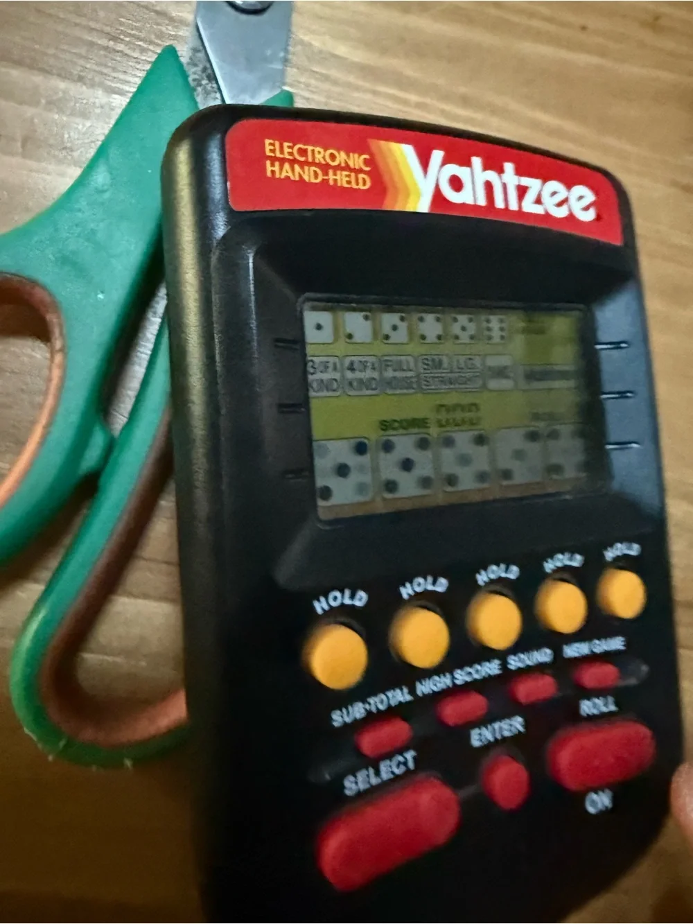 Working vintage 1995 Milton Bradley Electronic Handheld Yahtzee Game Model 4511
